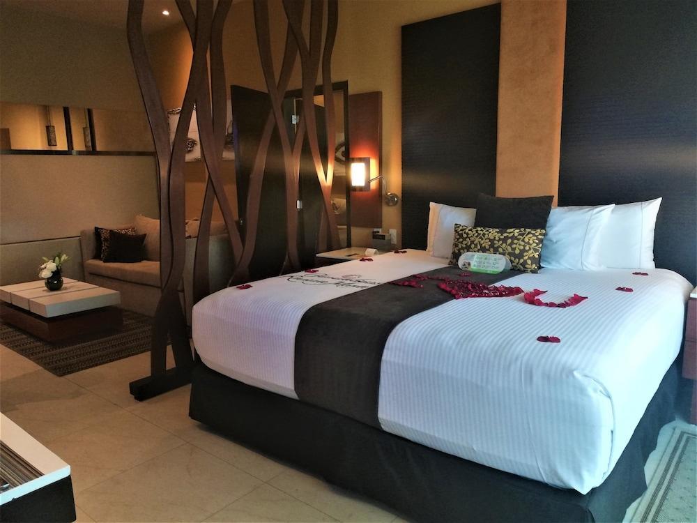 Generations Riviera Maya Family Resort Catamaran, Water Park & More Inclusive Puerto Morelos Extérieur photo