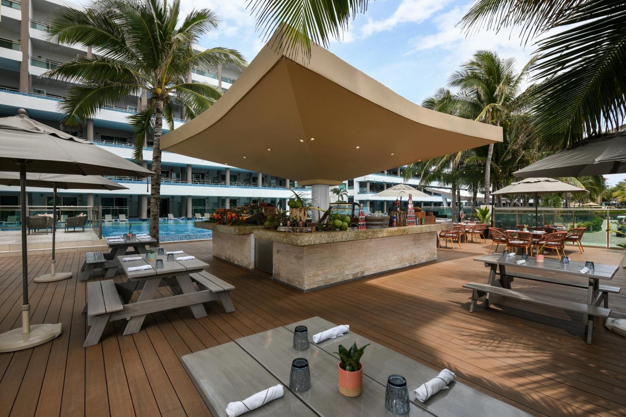 Generations Riviera Maya Family Resort Catamaran, Water Park & More Inclusive Puerto Morelos Extérieur photo